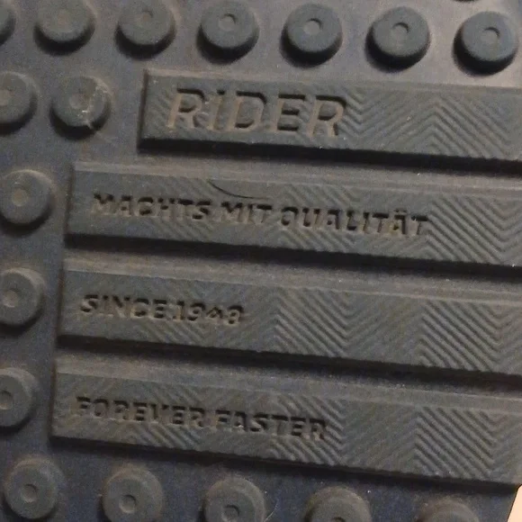 Puma x Helly Hansen Rider Sneakers in Size 10 - Picture 12 of 12